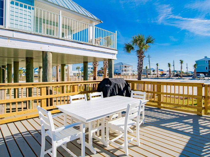 Sport & Beauty, Seaside Cottage by Southern Vacation Rentals, Escambia