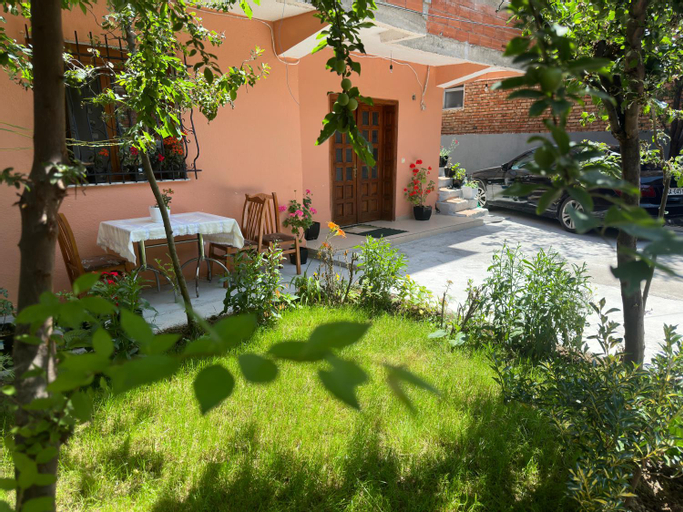 Guri Guest House, Pogradecit