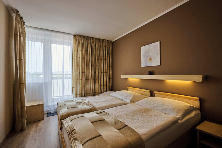 Bedroom 4, Hotel Akademie, Benešov