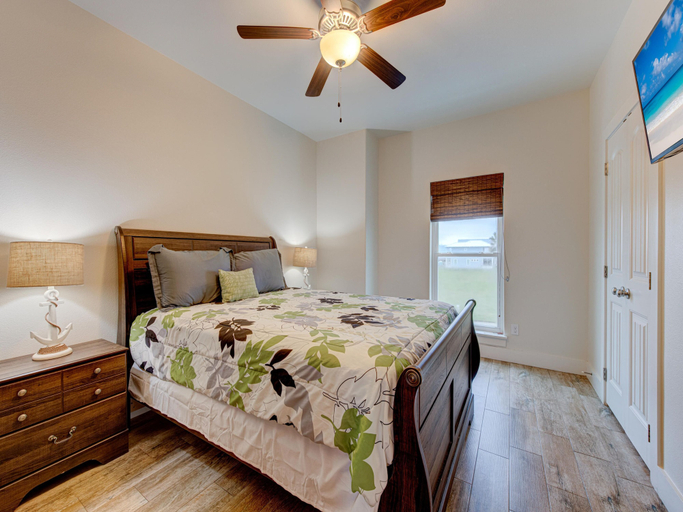 Bedroom 2, The Blue Pearl, Nueces