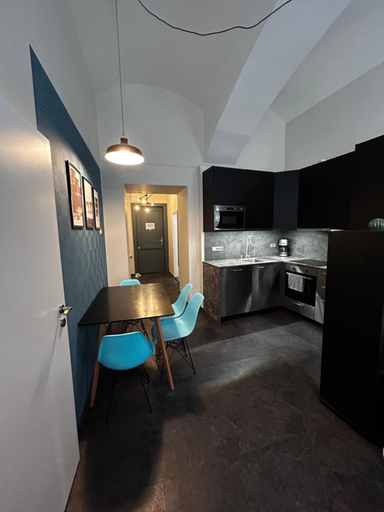 Others 2, Apartments in the heart of Prague, Praha 7