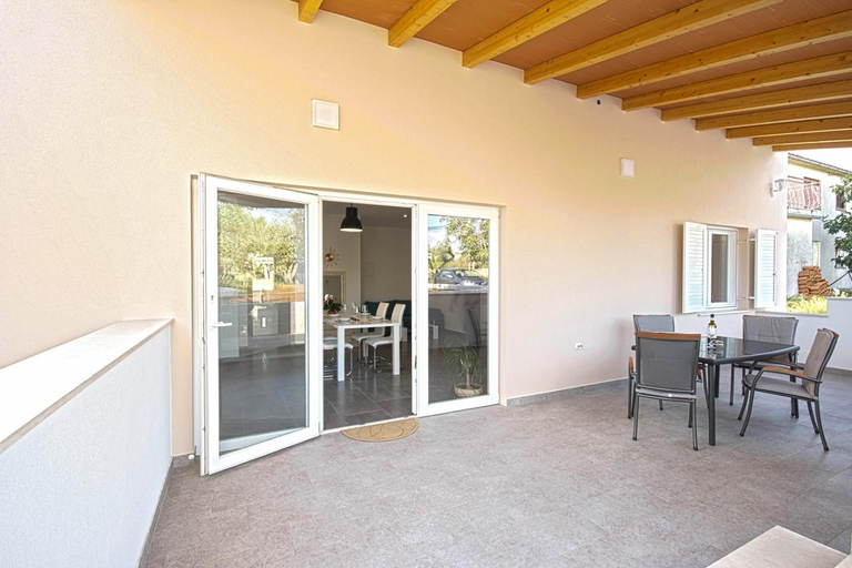 Others 2, *Amazing modern apartment with 2 bedrooms*, Vodnjan