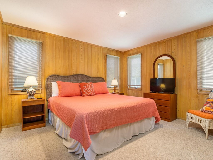 Bedroom 2, Ocean Walk by Tybee Vacation Rentals, Chatham