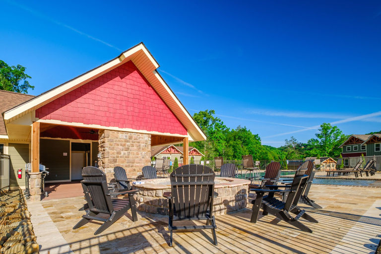 Exterior & Views 2, Bearvue Point, Sevier