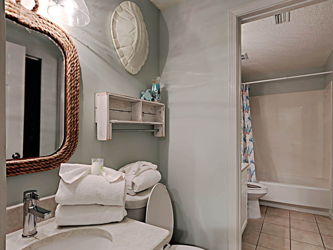 Bathroom 3, Windemere by Southern Vacation Rentals, Escambia