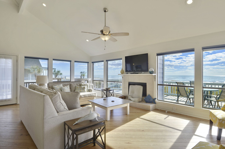 Others 5, By the Sea, Galveston