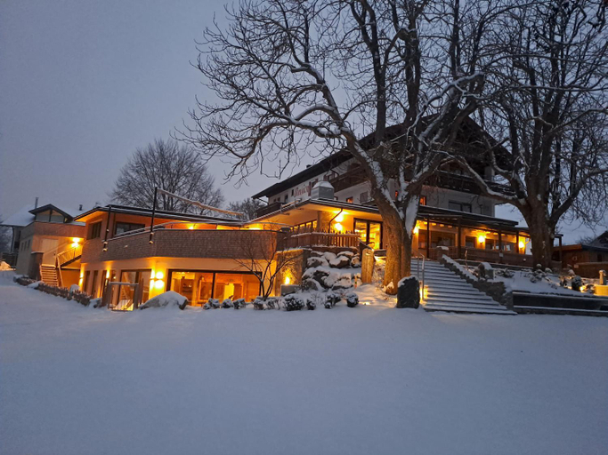 Exterior & Views 1, Hotel-Pension Seebad "Seegenuss-Natur-Spa", Oberallgäu