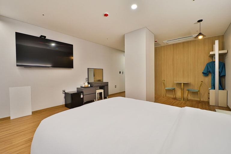 Bedroom 3, Gimhae Eobang-dong City Hotel, Gimhae