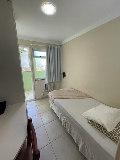 Bedroom 4, Hotel Cantareira, Niterói