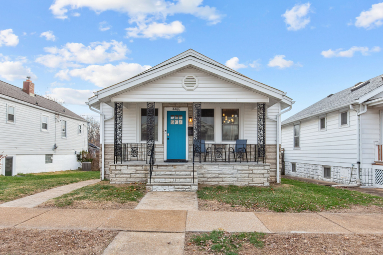 Exterior & Views 2, Blue Door Bungalow | JZ Vacation Rentals, Saint Louis