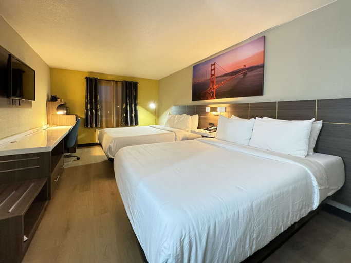 Bedroom 1, Quality Inn & Suites Willows, Glenn