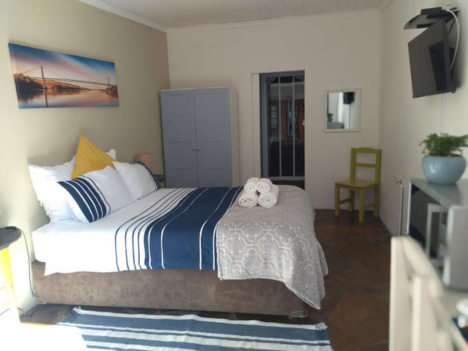 Others 4, Serenity Cove-Beach Blue Room, Nelson Mandela Bay