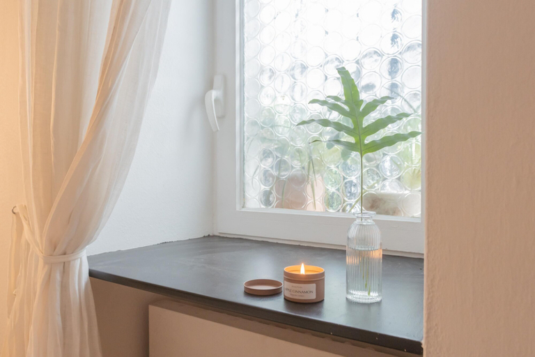 Room 2, Pretty Studio in old Town, Como