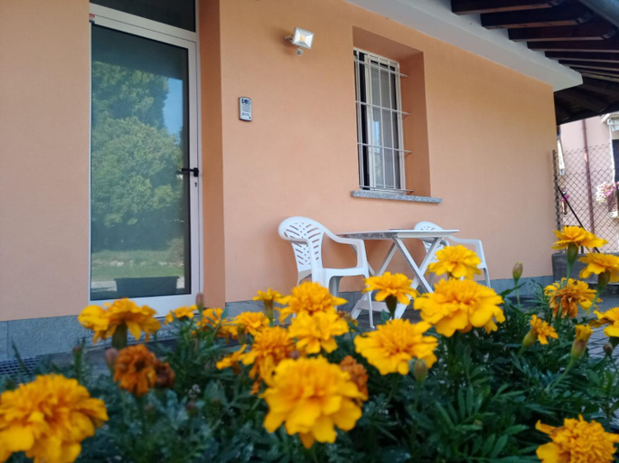 Others 4, La Quiete, Como