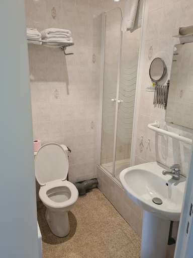Bathroom, Auberge st Julien aux bois, Corrèze