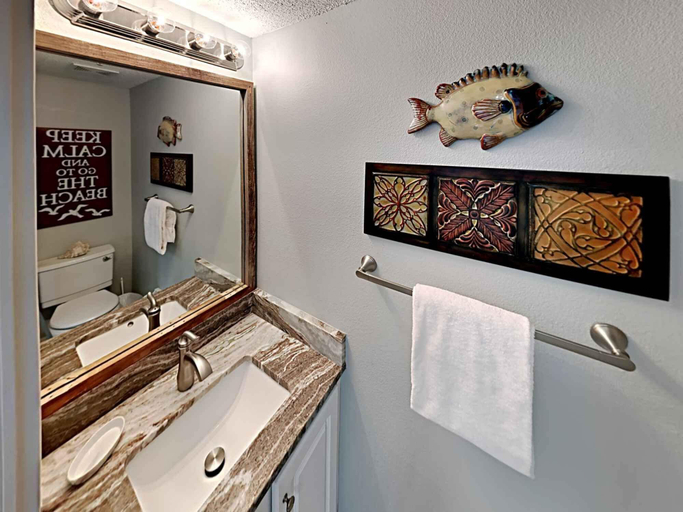 Bathroom, Tropic Isle #403 by Southern Vacation Rentals, Baldwin