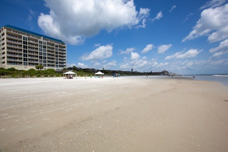 Others, Surf And Racquet 101 3 Bedroom Condo by RedAwning, Volusia