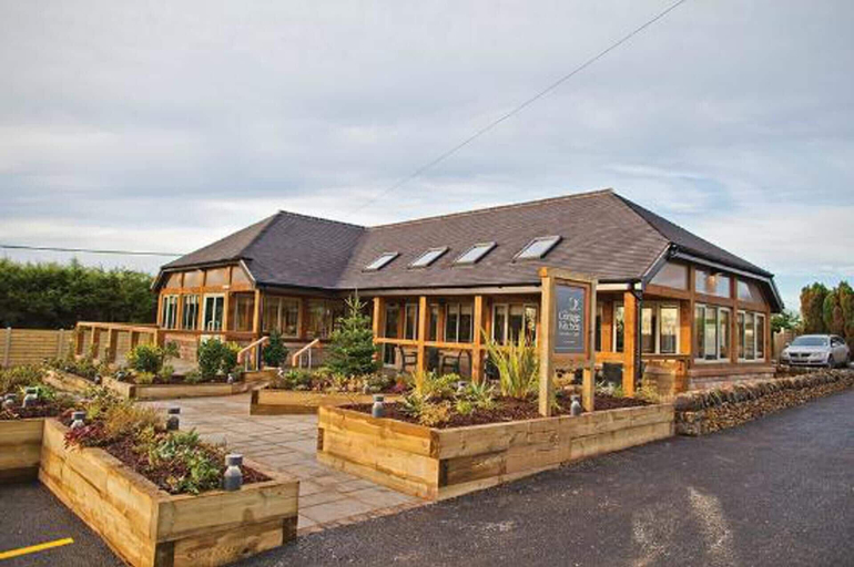 Exterior 2, Charming Cosy Rustic Barn Alton Towers Peaks, Staffordshire