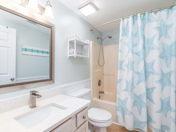 Bathroom 4, Catch A Wave by Tybee Vacation Rentals, Chatham