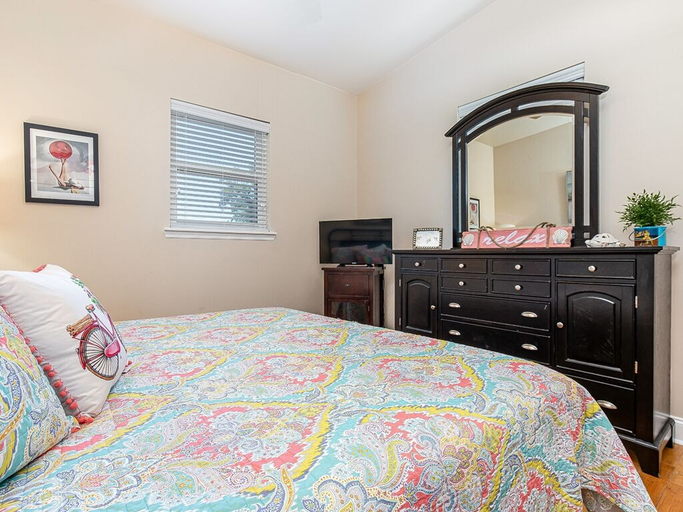 Bedroom 3, Treetop Cottage by Tybee Vacation Rentals, Chatham