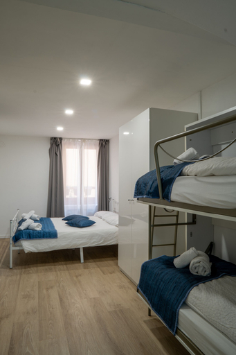 Room 3, Apartments Canarino, Trento