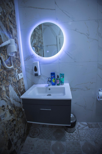 Others 4, Vila Visi Hotel, Korçës