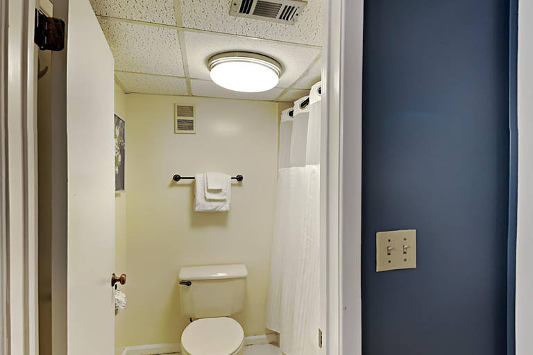Bathroom 4, Edgewater Tower III #805 by Resort Collection, Bay