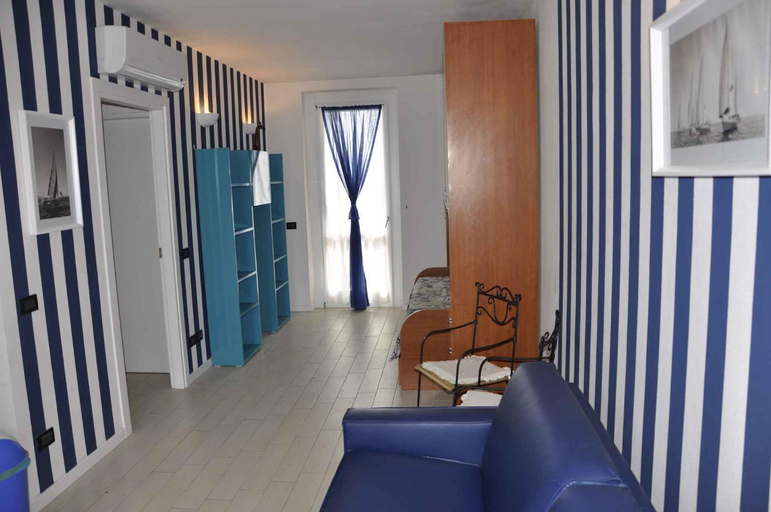 Apartments in Lazise - Gardasee 40839, Verona