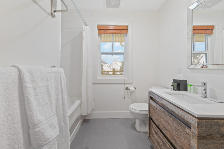 Bedroom 3, Rivergrass Home with Mountain and Golf Course Views, Grey