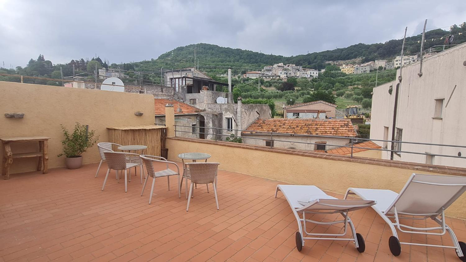 Others 4, Federico II - Rooms and Breakfast, Savona