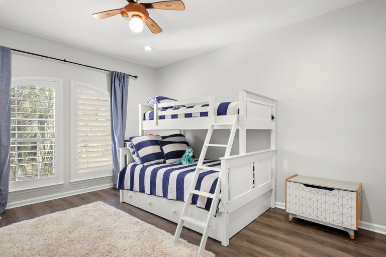Bedroom 2, Players Choice, Saint Johns