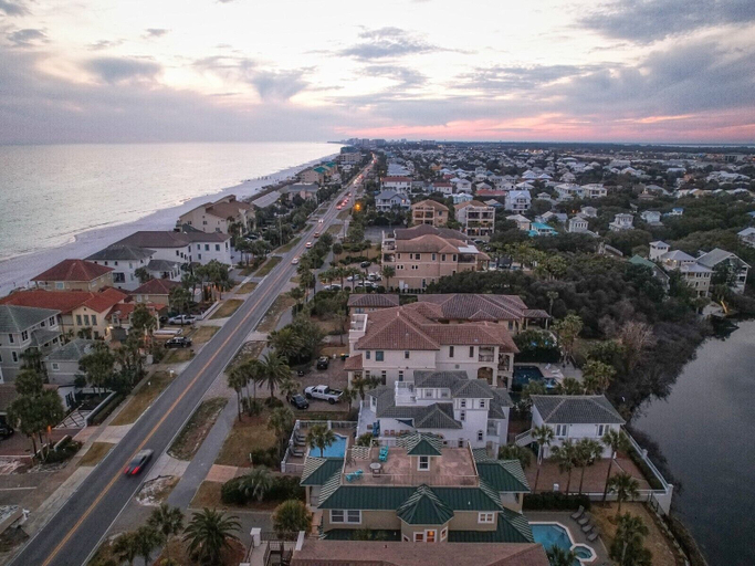 Exterior & Views 2, Destination Paradise by Southern Vacation Rentals, Okaloosa