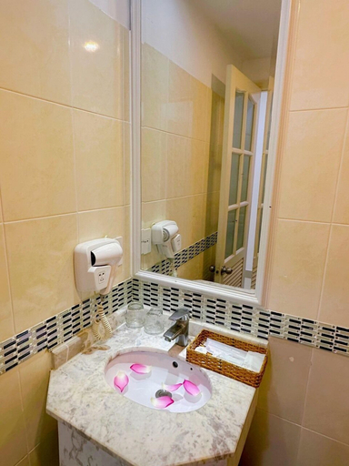 Bathroom, Aodai Inn Saigon, District 1