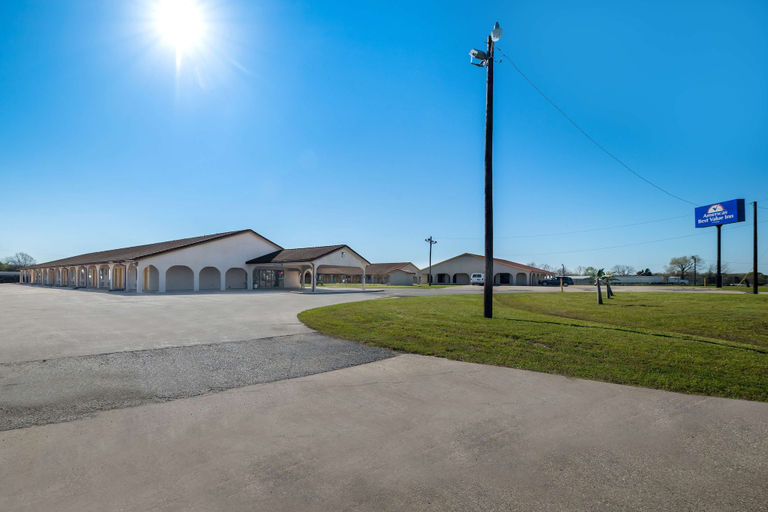 Exterior & Views 2, Americas Best Value Inn Bonham, Fannin