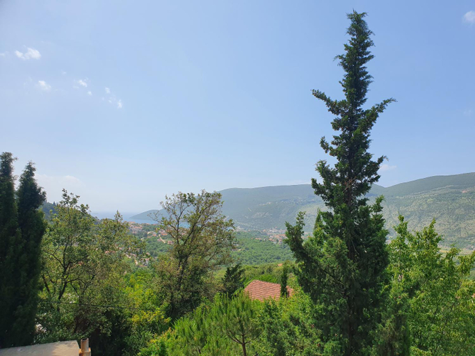 Others 2, Villa RADA