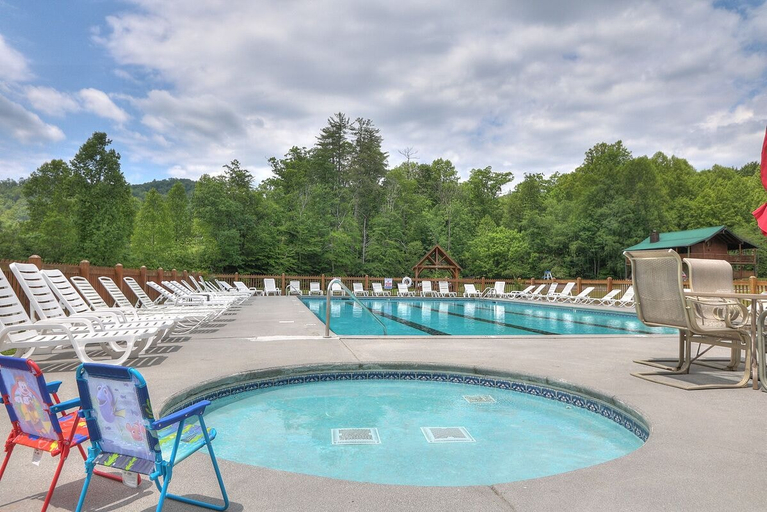 Sport & Beauty 5, Dream on High - One Bedroom Cabin, Sevier