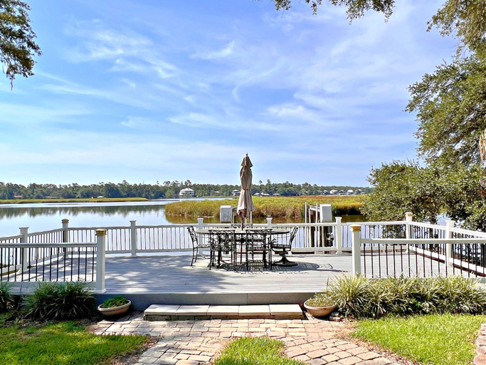 Others 4, Porpoise Pass - Ground Floor Guest Suite, Baldwin