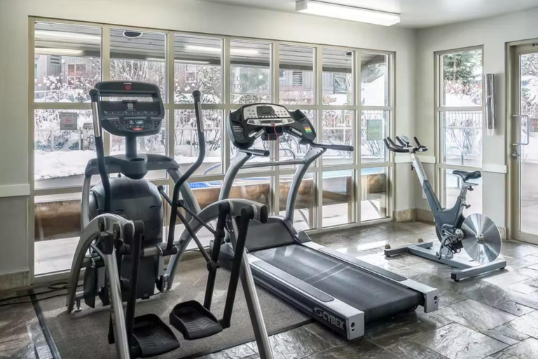 Others 5, 1BR Ski-in and ski-out access by Harmony Whistler, Squamish-Lillooet