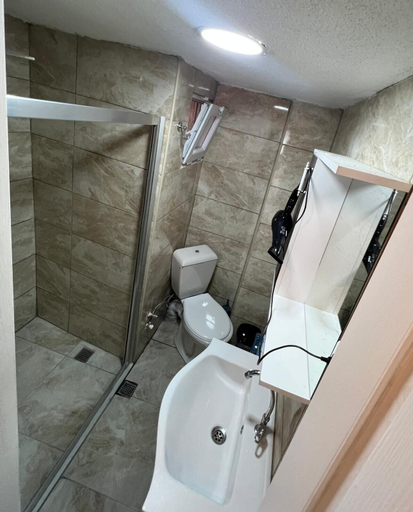 Bathroom 3, Taksim Millennium Suites, Beyoğlu