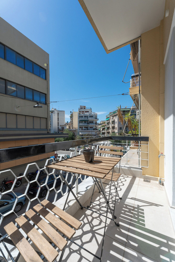 Others 4, Minimal Studio with Balcony in Central Athens, Attica