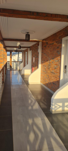 Others 5, Downtown Virgins Hotel, Komenda-Edina-Eguafo-Abirem