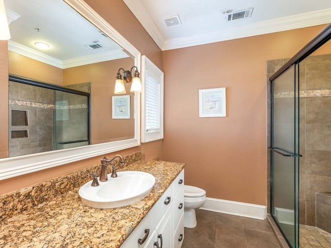 Bathroom 4, Villa Mariposa by Tybee Vacation Rentals, Chatham