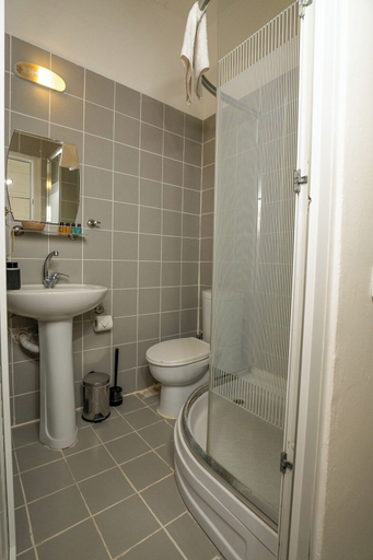Bathroom 5, Munch House, Çeşme