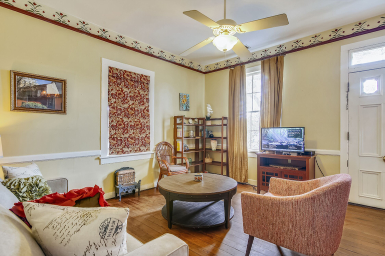 Others 4, Calico Cottage, Galveston