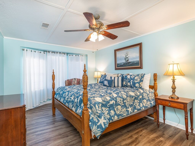 Bedroom 3, Walkin On Sunshine by Tybee Vacation Rentals, Chatham