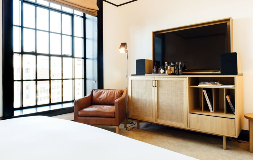 Bedroom 27