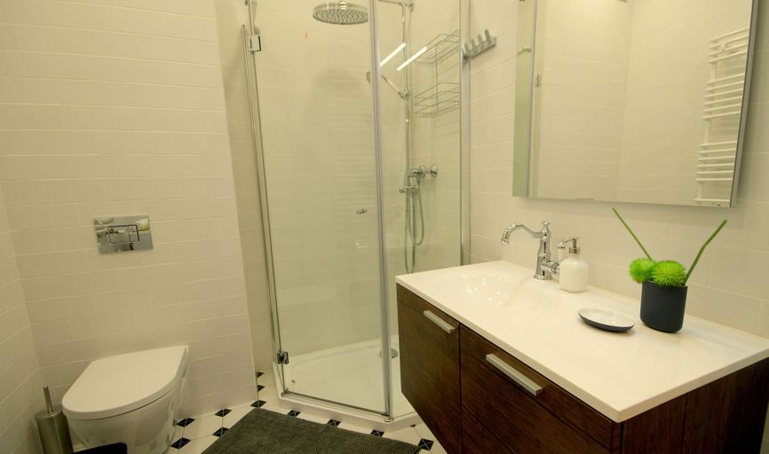 Bathroom 3, IRS ROYAL APARTMENTS - IRS Neptun Park, Gdańsk City