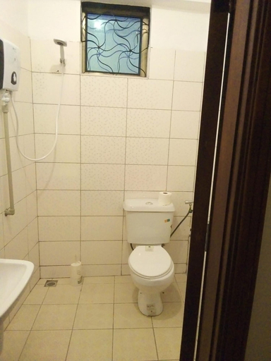Bathroom, Suzie hotel Kampala Uganda, Kampala
