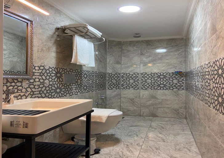 Bathroom 3, Castle Light Boutique, Alanya