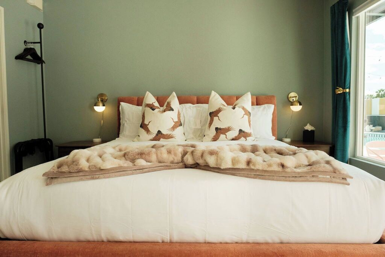 Bedroom 1, The MOD, Riverside